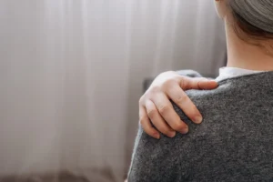 What Can Cause Shoulder Pain Without Injury