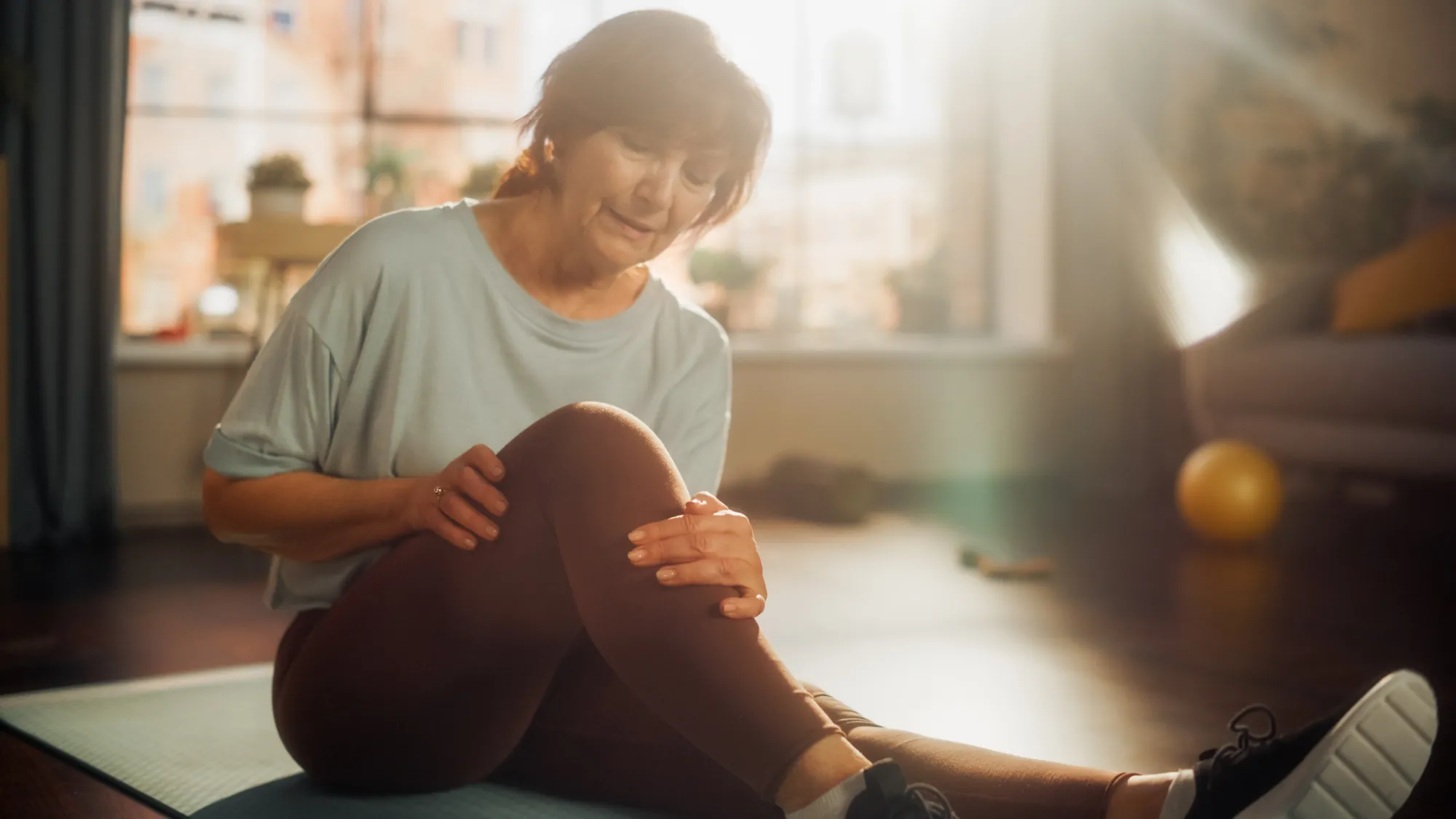 patient with a patellar dislocation, stretching